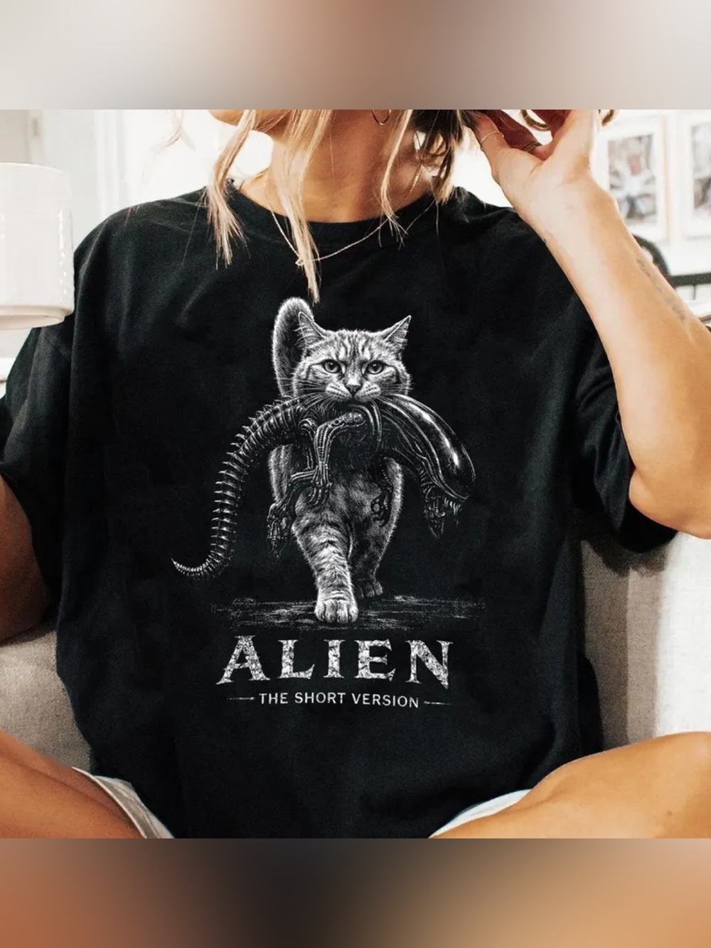 Comfort Colors Black Alien Cat Graphic T-Shirt, Retro Cool Cat Tee